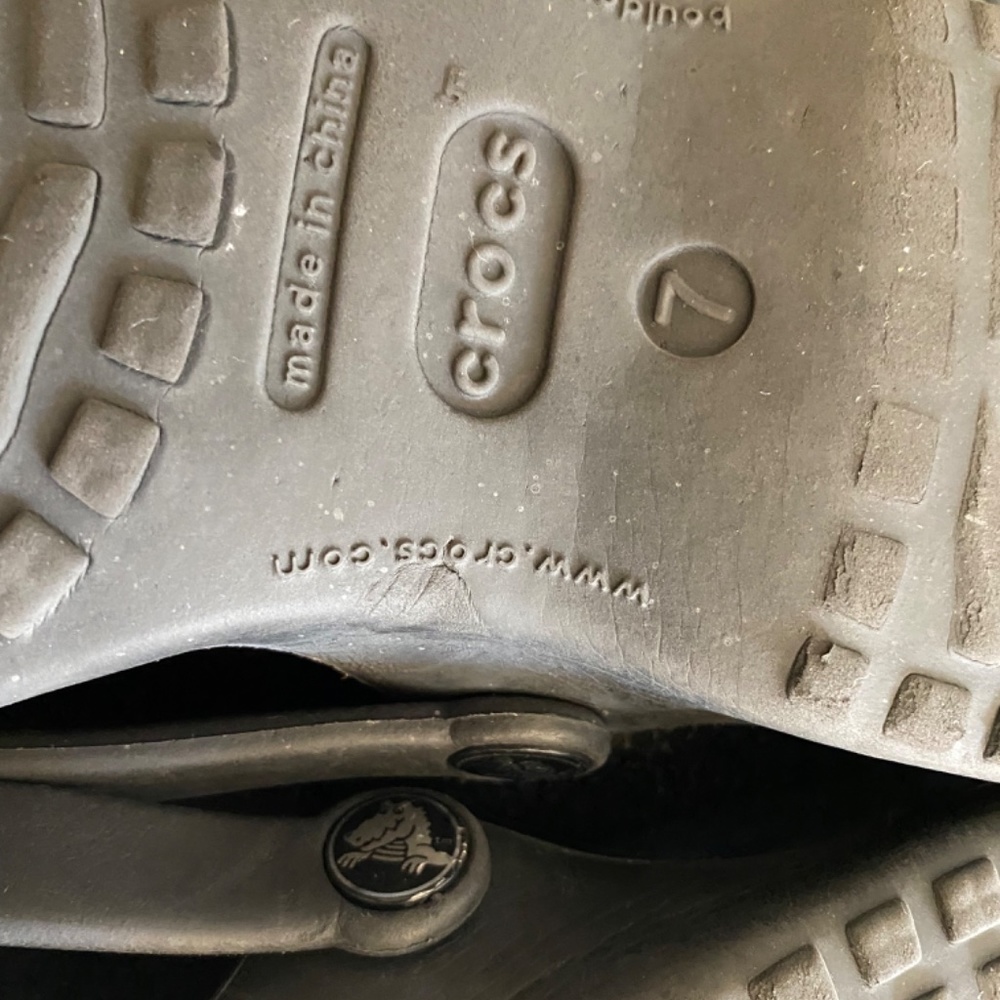 Crocs - Picture 11 of 16